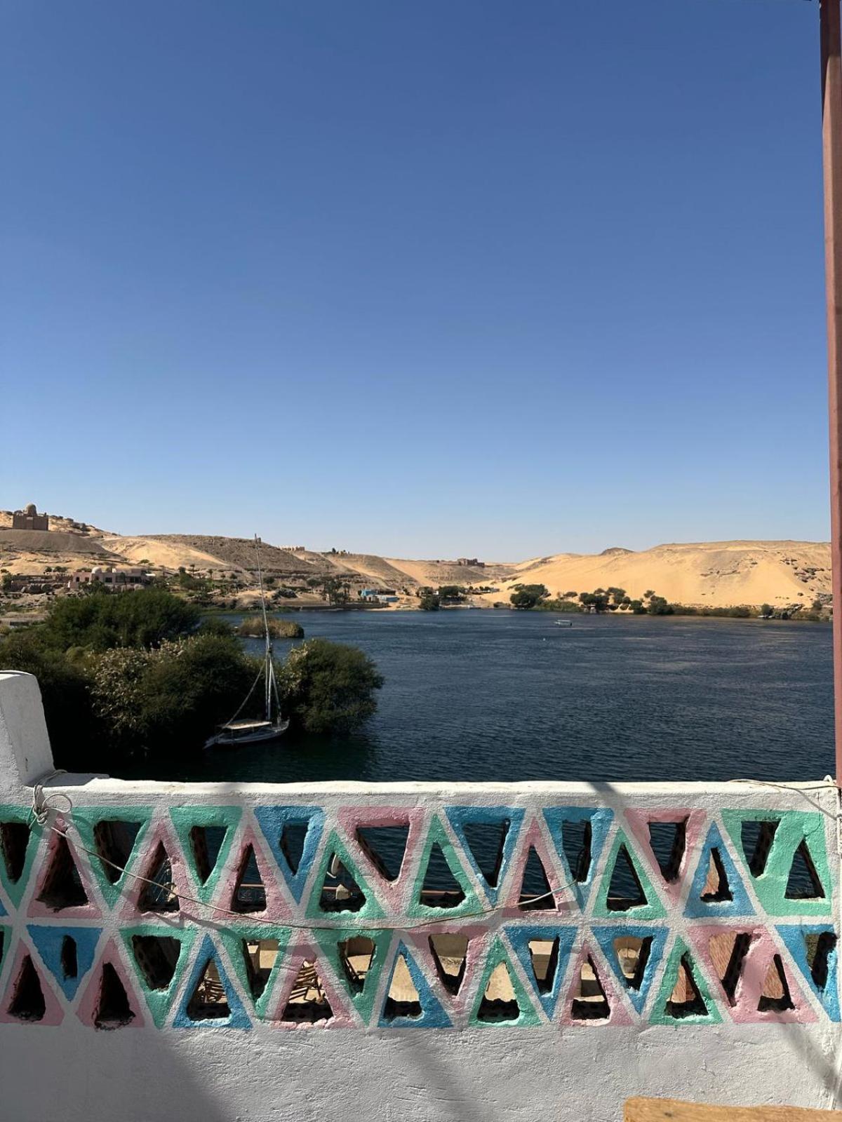 Nubian King Hotel Асуан Екстериор снимка