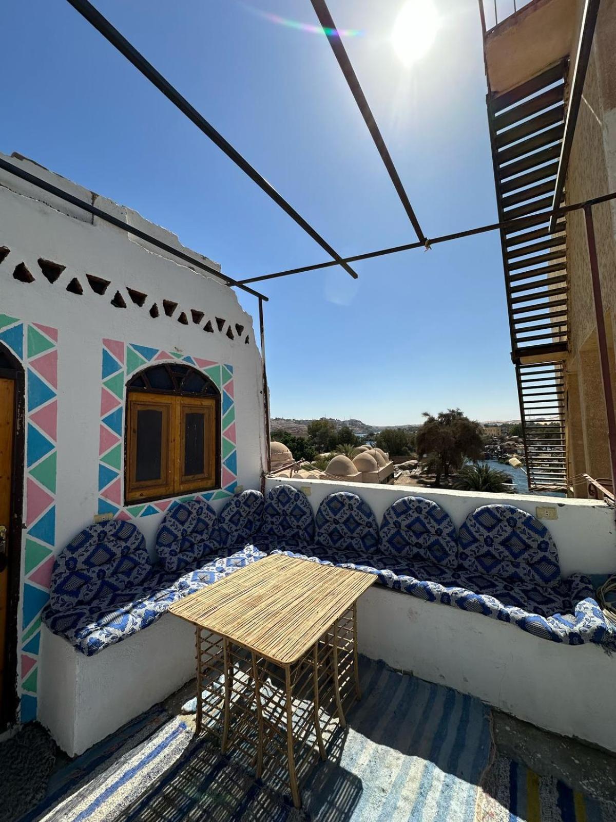 Nubian King Hotel Асуан Екстериор снимка