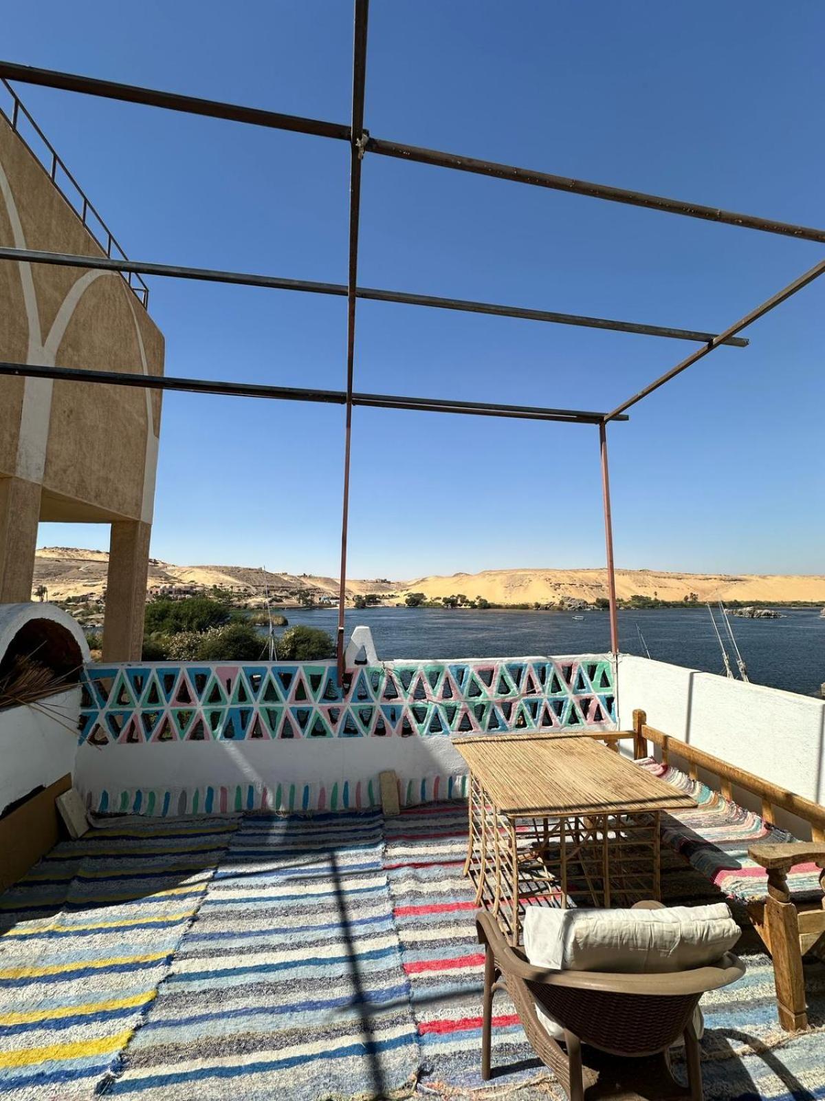 Nubian King Hotel Асуан Екстериор снимка