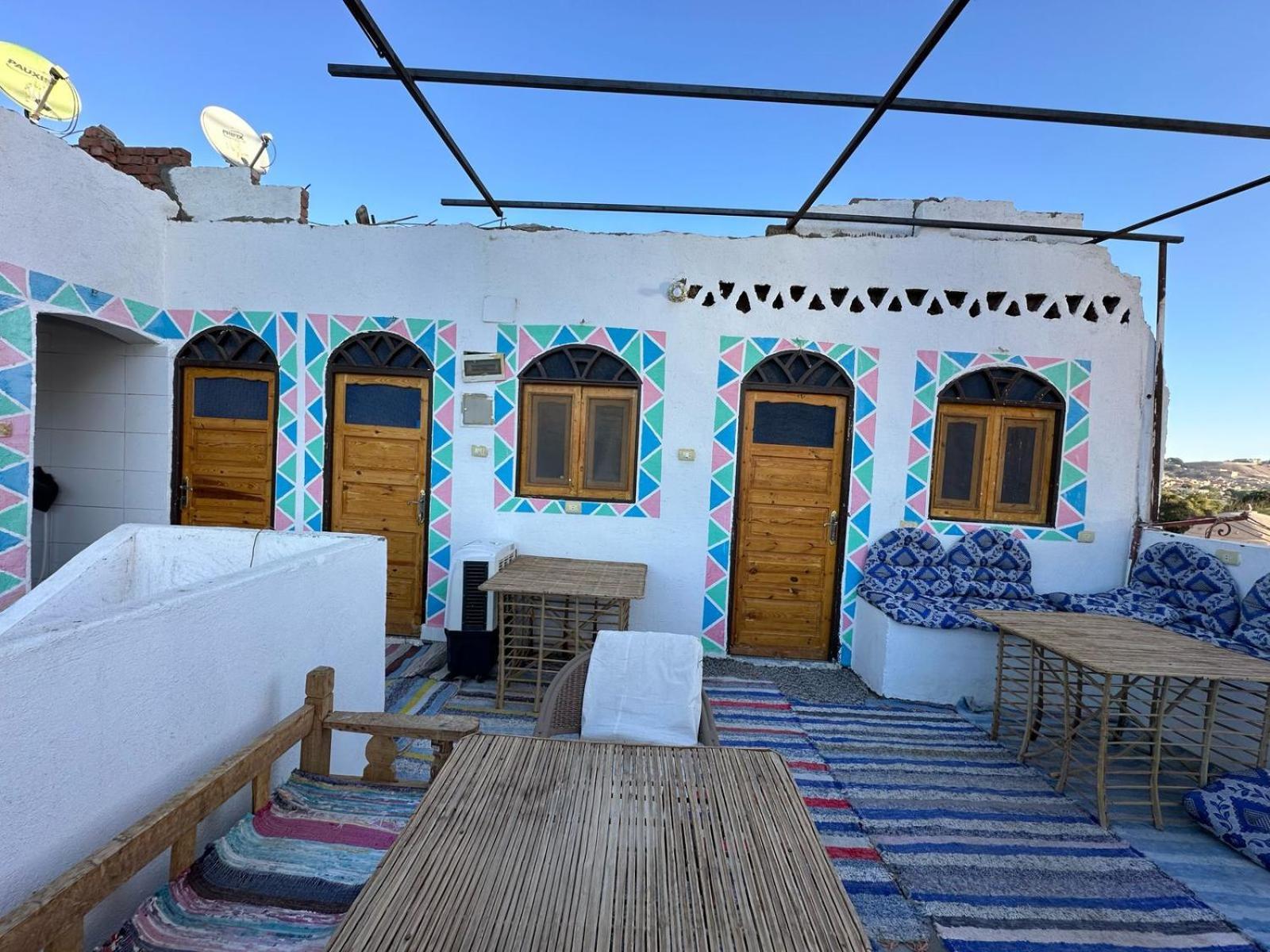 Nubian King Hotel Асуан Екстериор снимка