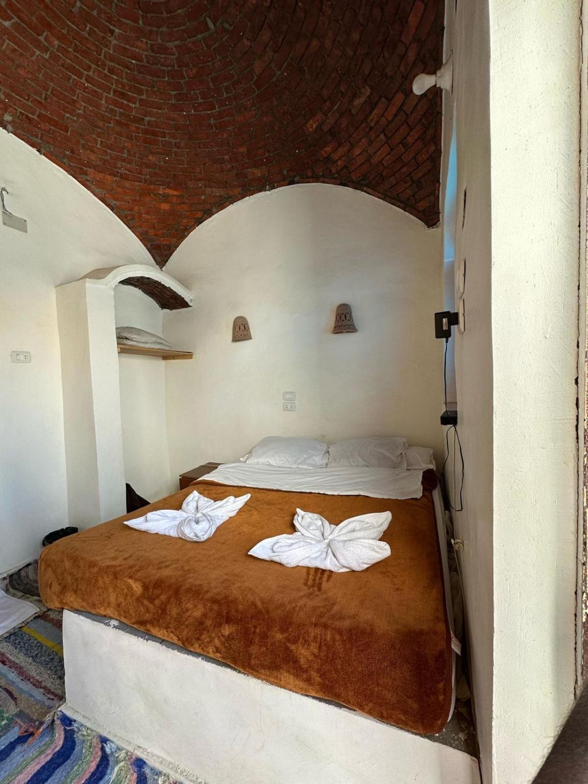 Nubian King Hotel Асуан Екстериор снимка