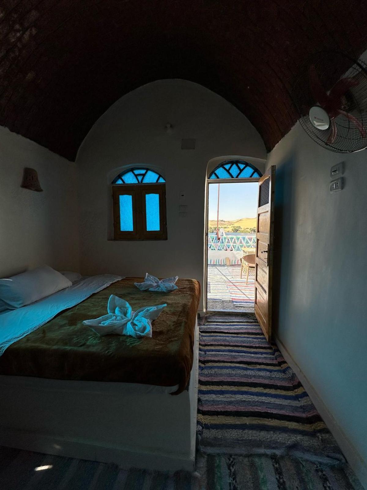 Nubian King Hotel Асуан Екстериор снимка