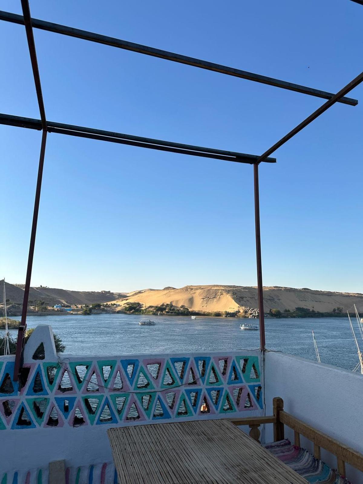 Nubian King Hotel Асуан Екстериор снимка